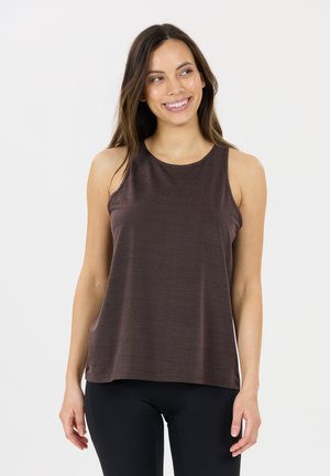 Bruine mouwloze tanktop met een ronde hals, gemaakt van een zachte, gestructureerde stof, met een losse pasvorm en minimale stikdetails.