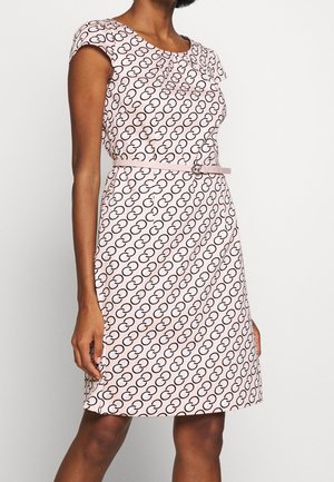 Fodralklänning - beige