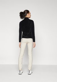 Daily Sports MAGIC PANTS - Hlače - raw