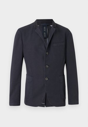 Marineblaues Herrenblazer mit Kerbkragen, Drei-Knopf-Verschluss, zwei aufgesetzten Vorderentaschen und einer Brustleistentasche.