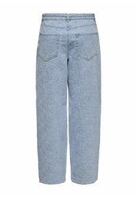 Pantalon en denim bleu clair avec un motif floral en relief, à taille haute, coupe droite et deux poches arrière.