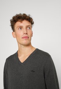 s.Oliver Strickpullover - anthracite melange