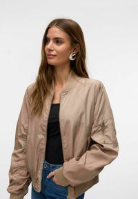 Vero Moda SNKATARINA - Bomberjacka - silver mink