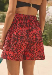 Next PULL ON  - REGULAR FIT - Bas de bikini - red animal
