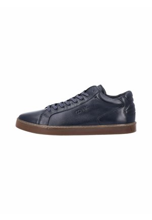 OCHNIK, - Sneakersy niskie