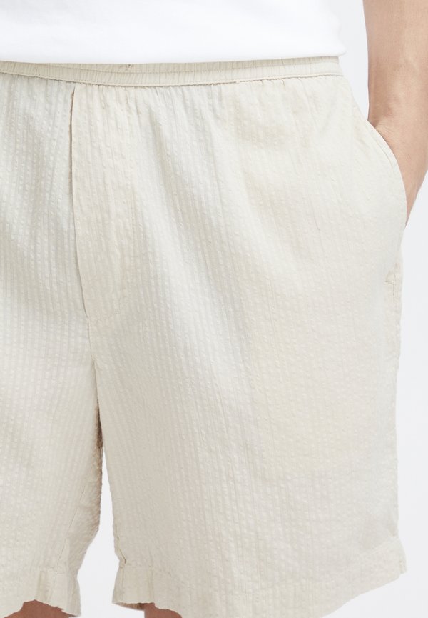 SDFREVNE REGULAR FIT - Shorts - oatmeal4