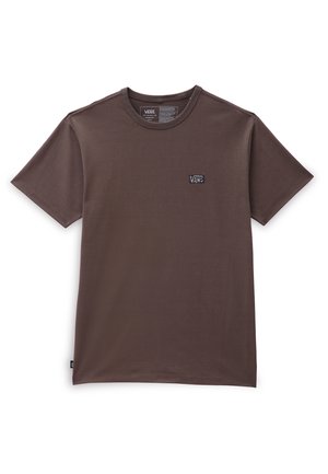 Bruin katoenen T-shirt met korte mouwen, een ronde hals en een klein zwart logo op de linkerborst. Soepele textuur.