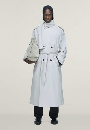 adidas Performance, ADIDAS X ENTIRE STUDIOS UNIFORM TRENCHCOAT - Шлифер - chalk pearl
