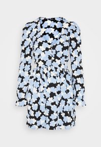 Blommig klänning med långa ärmar, svart bakgrund, ljusblåa och vita blommor, V-ringning, knappslå framtill, samlad midja, lekfulla volangärmar.