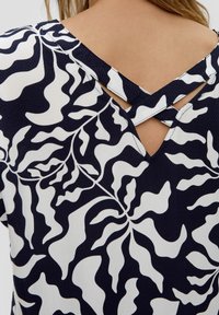 s.Oliver MIT V-AUSSCHNITT - Blouse - navy