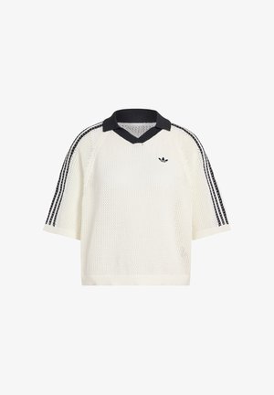 Bílý síťový svetr s krátkým rukávem, černým ribovaným límcem a třemi černými pruhy na ramenou. Obsahuje malé logo na hrudi.