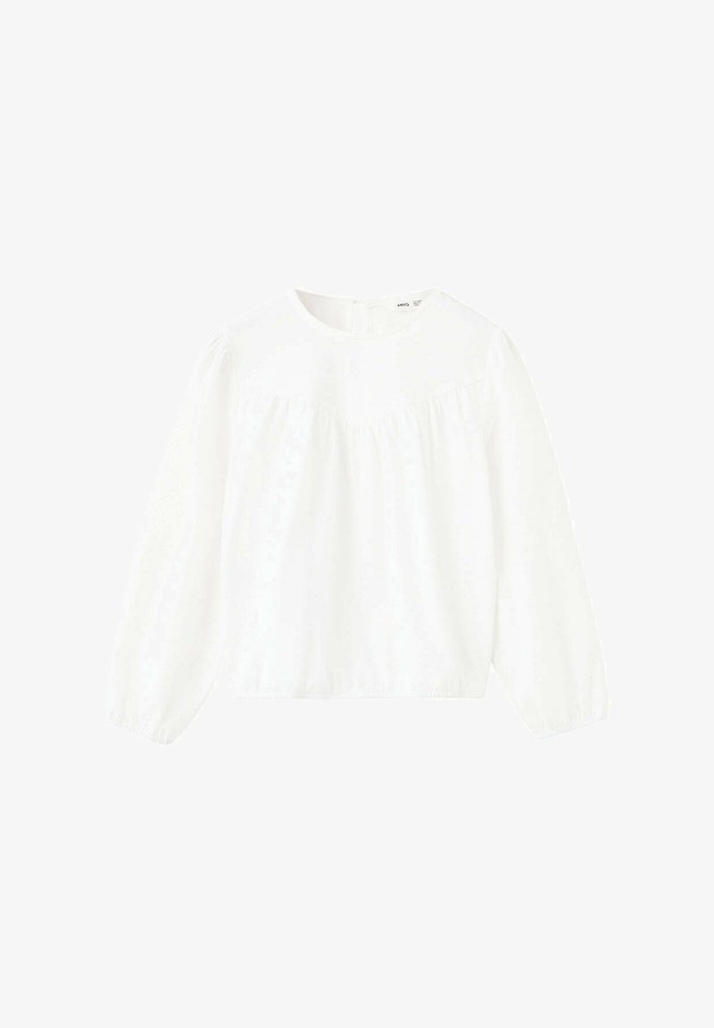 Blouse blanche à manches longues avec empiècement froncé et encolure ronde, poignets élastiques et détail de fermeture à boutons dans le dos.