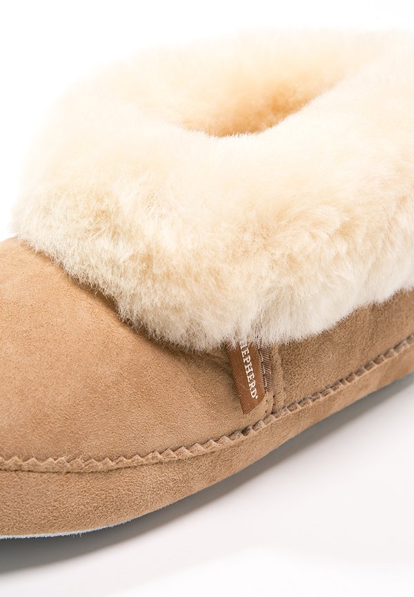 EMMY - Slippers - chestnut3