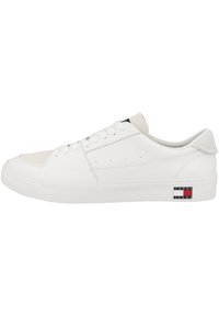 Tommy Jeans VULCANIZED ESSENTIALS - Zapatillas - white