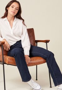 BONOBO Jeans UMWELTFREUNDLICHES - Blusa - ecru