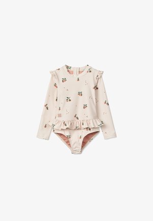 Maillot de bain à manches longues en rose clair avec un imprimé de fruits orange, épaules froncées et un volant à la taille. Fabriqué dans un tissu extensible et lisse.