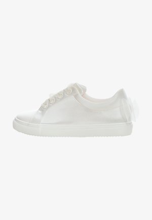 Trainers - ivory