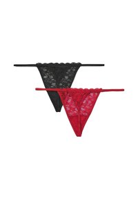 Due due slip in pizzo, una nera e una rossa, adagiate su uno sfondo bianco con fasce sottili in vita.