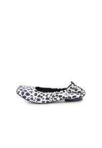 Foldable ballet pumps - white black