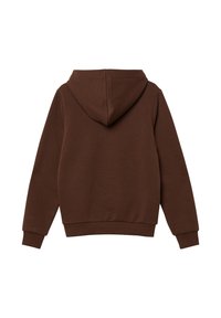 Brązowa bluza z kapturem i długimi rękawami, utrzymana w jednolitym kolorze o miękkiej teksturze. Projekt obejmuje kaptur bez sznurków oraz ściągacze na mankietach.