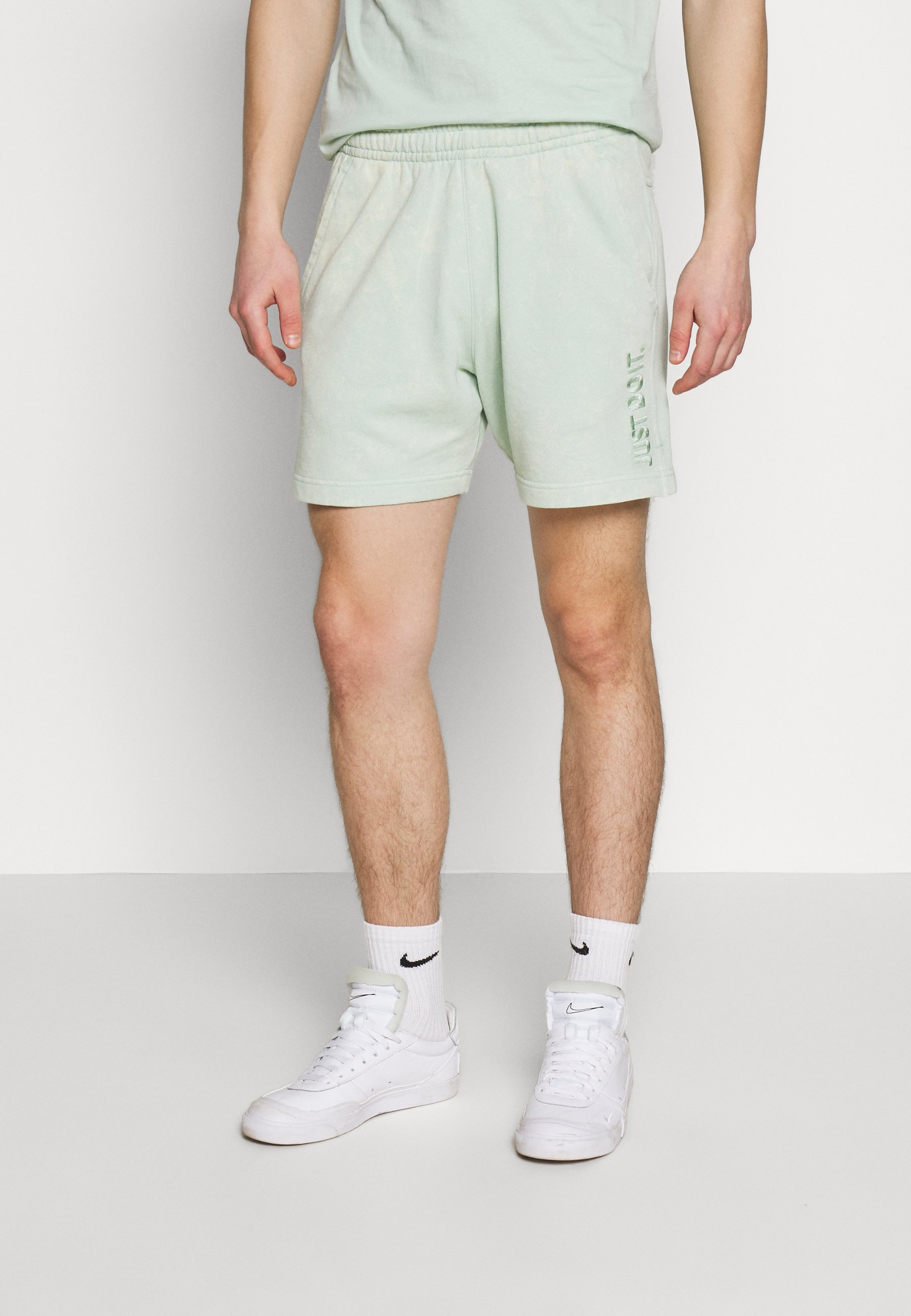 nike shorts pistachio