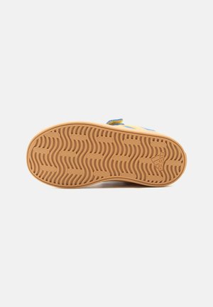 adidas VL Court 3.0 Disney Pixar Toy Story Woody (TD) — foto 5