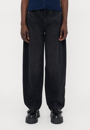 ONLCHARA - Jeansy Relaxed Fit