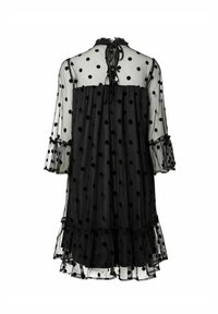Crna prozirna haljina s velikim točkicama, volanima na rubu i manžetama, rukavima do tri četvrtine i vezanjem na stražnjem izrezu.