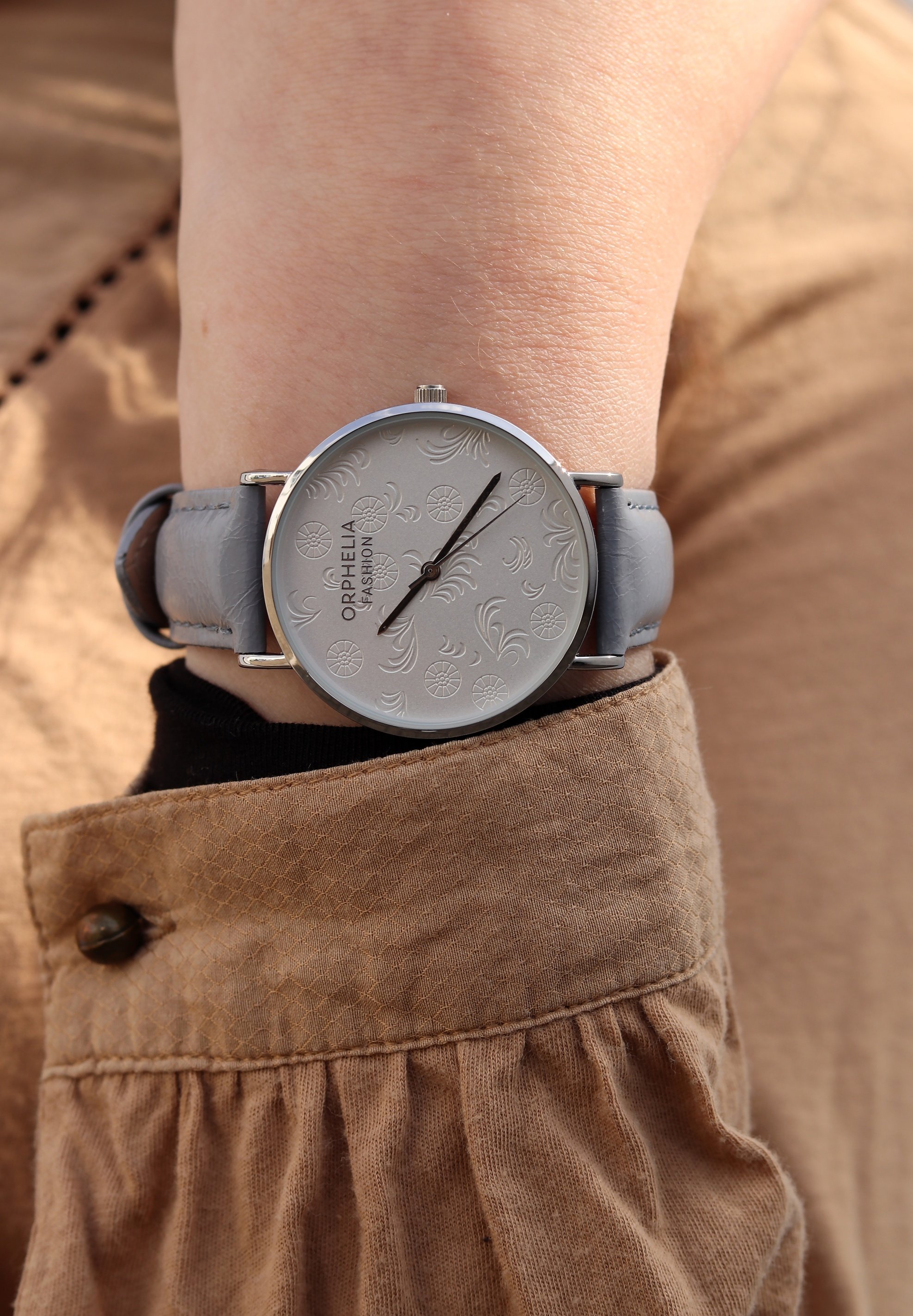 Radiant Orologio analogico da donna al quarzo con cinturino in acciaio