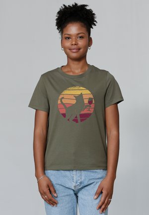watapparel SUNSET KATZE - T-shirt print - khaki
