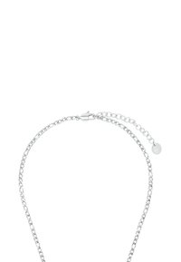 Collana in argento con anelli ovali intrecciati, chiusura a moschettone e una catena di estensione regolabile con un piccolo ciondolo.