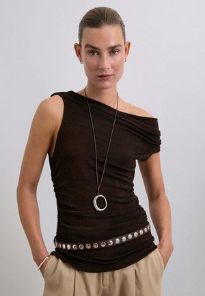 Camiseta básica - brown