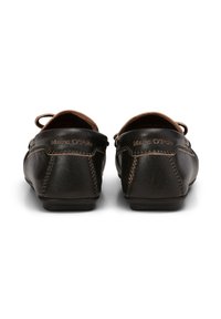Thumbnail Image 4