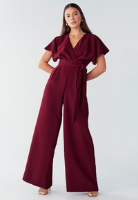 Unselected, burgundy