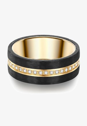 Fekete gyűrű, finomra csiszolt textúrával, arany belső résszel és arany sávval, amelyet kis, tiszta kövek díszítenek.