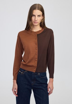 Vest - brown