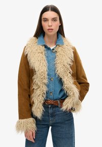 Superdry & Co CROP QUILT LINE AFGHAN  - Chaqueta de invierno - denim co tobacco brown