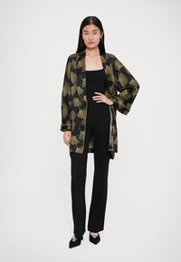 Diane von Furstenberg MAGDA JACKET - Kratka jakna - black