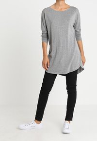 TOM TAILOR DENIM Strickpullover - mottled grey
