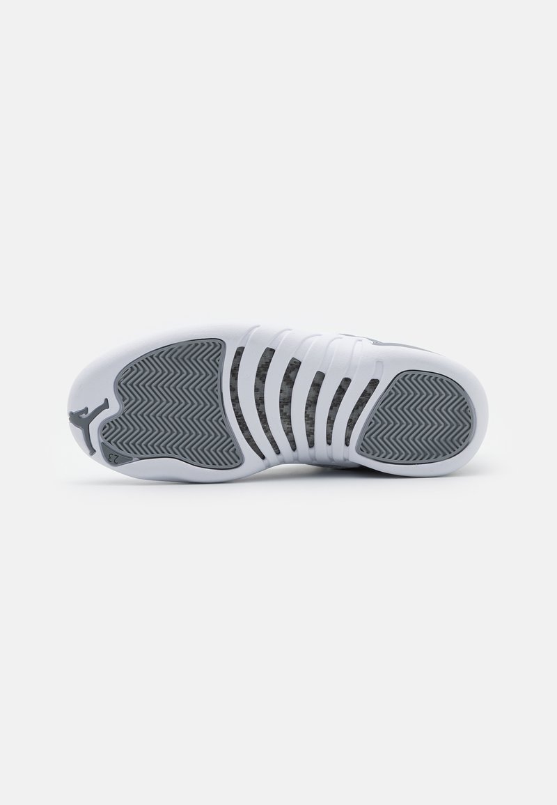 retro 12 jordan cool grey