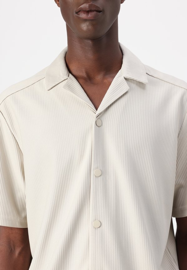 ONSKARI LIFE RLX RESORT SS PLIZZE  - Shirt - moonstruck4