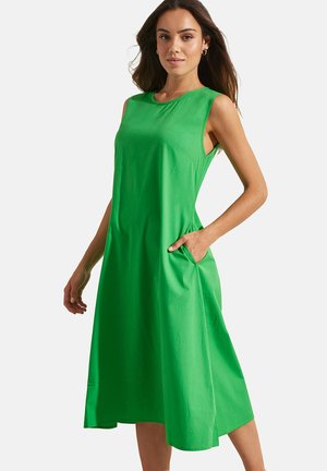 ESTIVALE MI-SANS MANCHES BOREALIS SELMARK - Robe de jour - vert