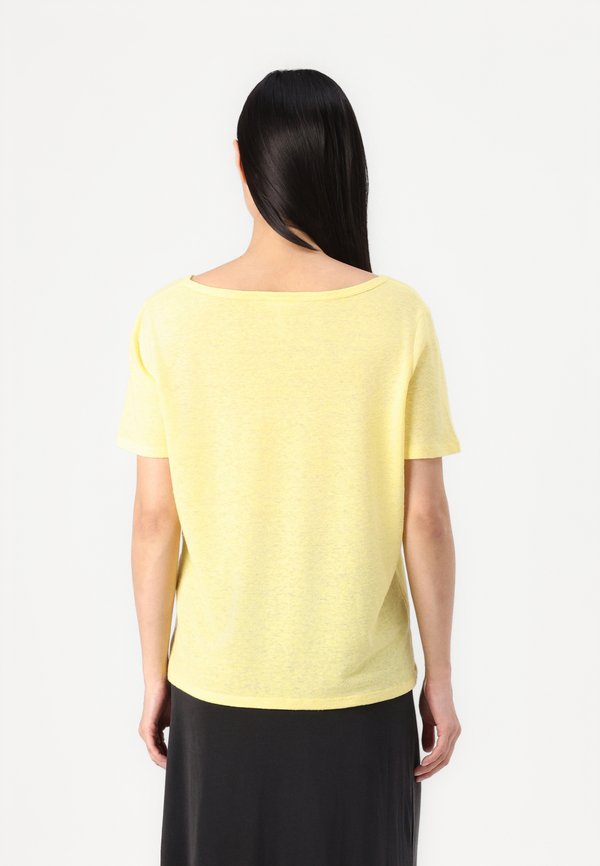 OBJTHEA V NECK - Basic T-shirt - daffodil4