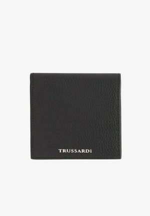 Schwarze, genarbte Lederbrieftasche mit sichtbaren Nähten und dem "TRUSSARDI"-Logo in silberner Schrift vorne in der Mitte.