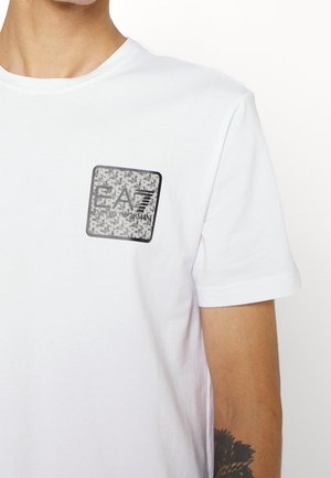 T-shirt print - white