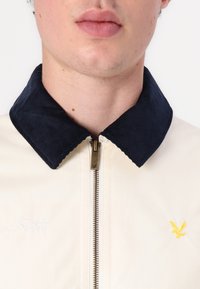 Lyle & Scott WORKWEAR JACKET UNISEX - Lichte jas - vanilla ice