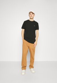 Les Deux Tricou basic - black
