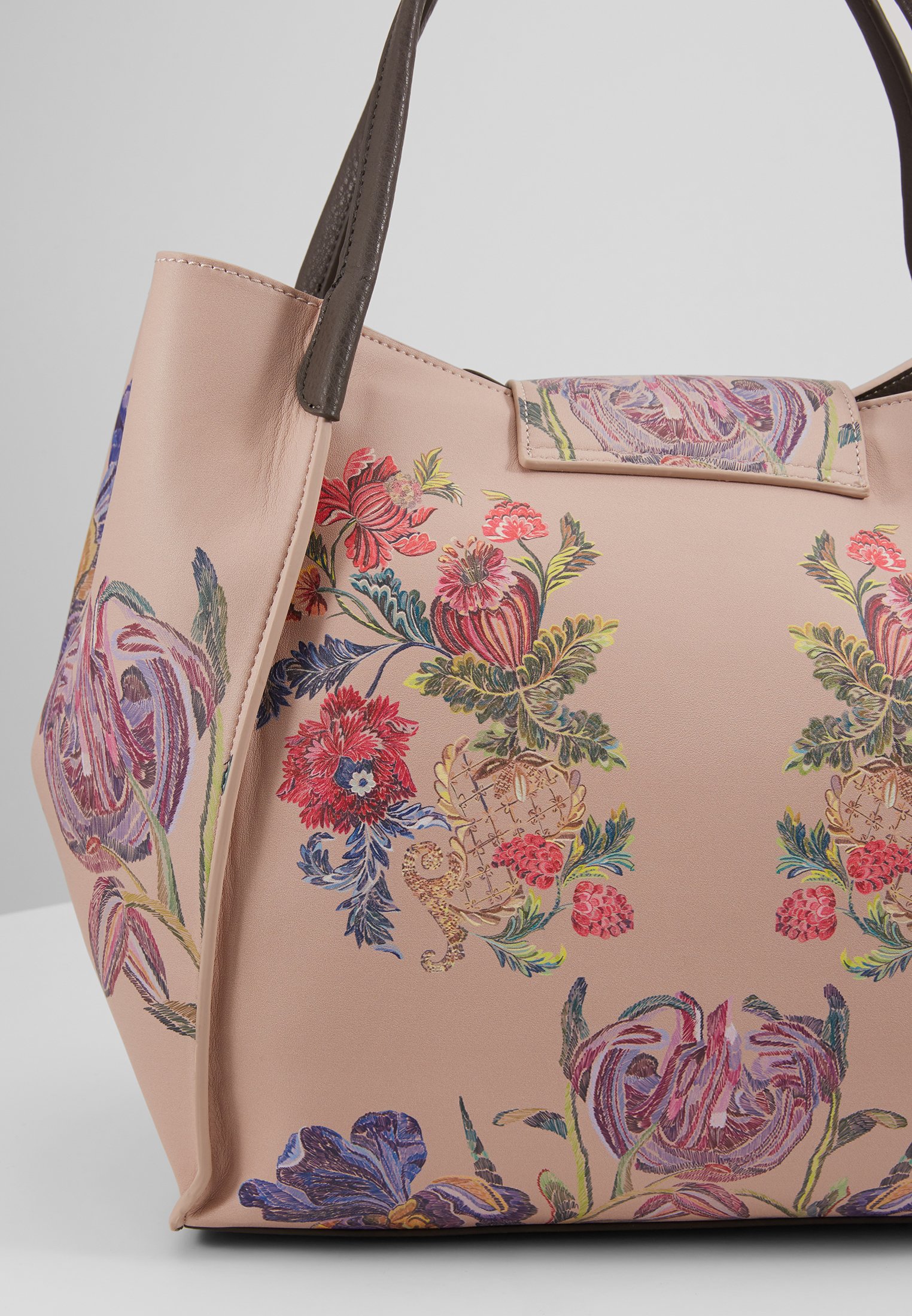 Desigual PRINT ZARIA Håndveske rosa vento Zalando.no Desigual PRINT ZARIA Håndveske rosa vento Zalando.no