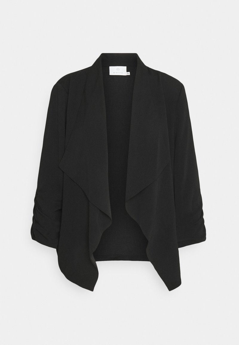 Musta avoin bleiseri, jossa on rypytetyt kolme neljänneksen hihat ja leveät, liehuvat kaulukset, esitetty valkoisella taustalla.