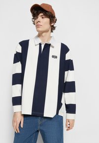 Levi's® 405™ STANDARD SHORTS - Pantaloni scurți din denim - corgi jupiter blue